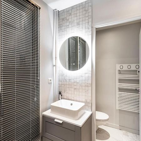 127 St Dom - Emplacement Parfait - Paris 7Eme Bagian luar foto